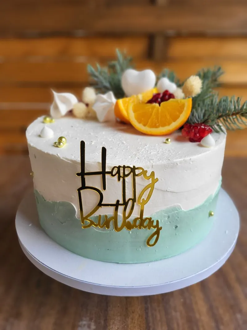 Zimná torta s pomarančom, granátovým jablkom a čečinou